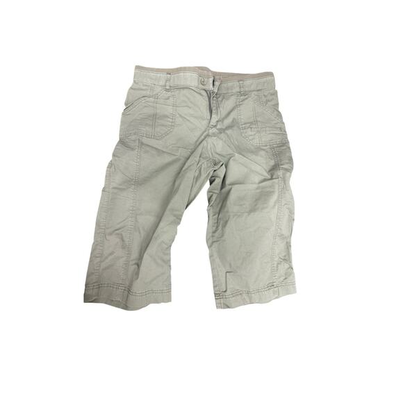Lee Women's Relaxed Fit Flex-To-Go Mid Rise Cargo Capri Pants Green 12 - Picture 1 of 7